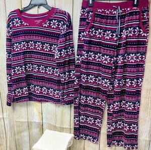 Nautica Pajamas Small - Pink and Blue Snowflake Design